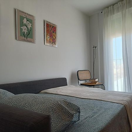 Apartamento Happy Street Socuellamos Exterior photo