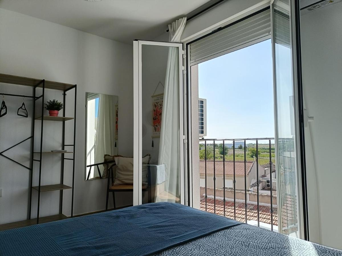 Apartamento Happy Street Socuellamos Exterior photo